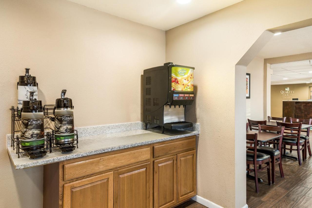 Quality Inn & Suites Near Nas Fallon Eksteriør bilde