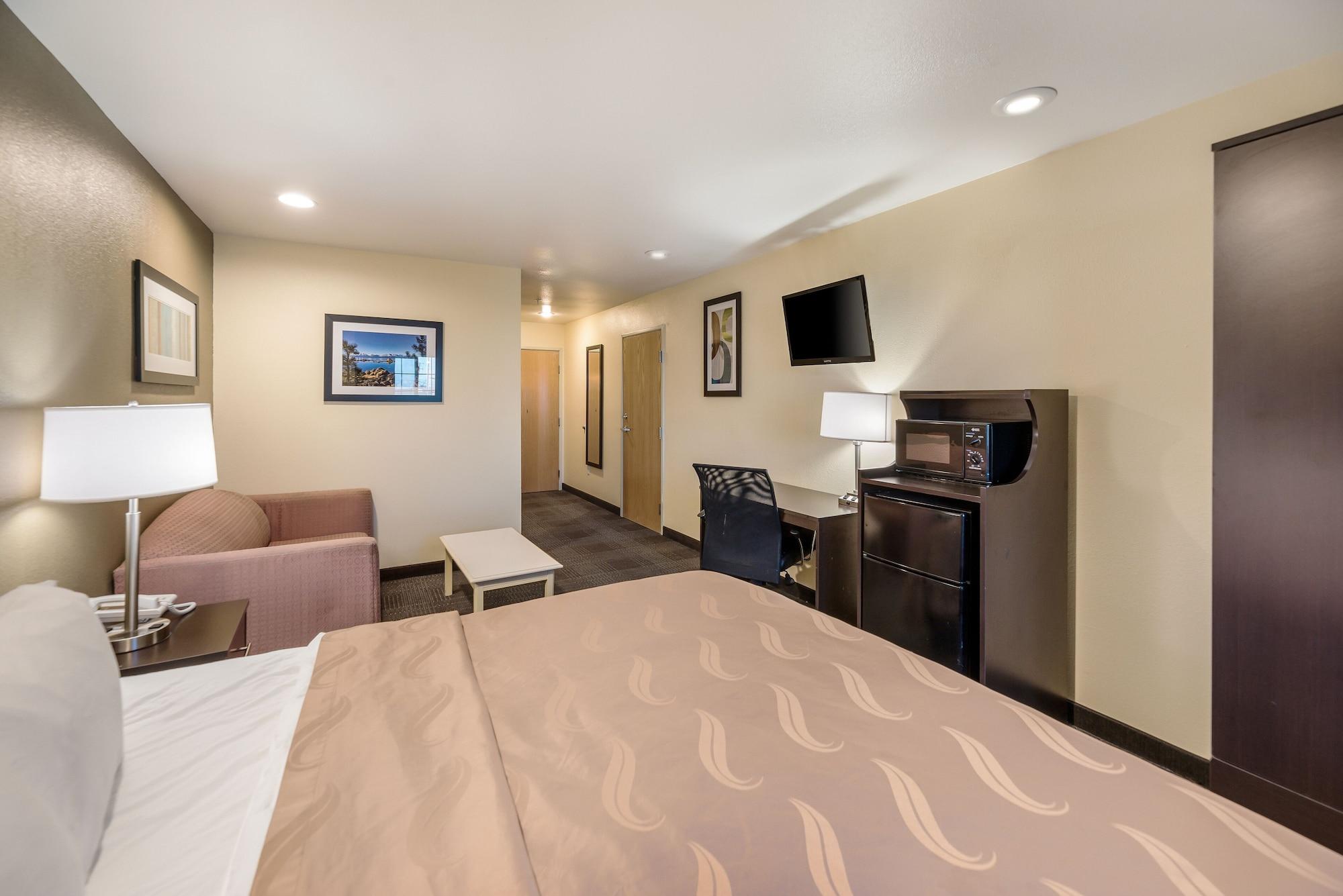 Quality Inn & Suites Near Nas Fallon Eksteriør bilde