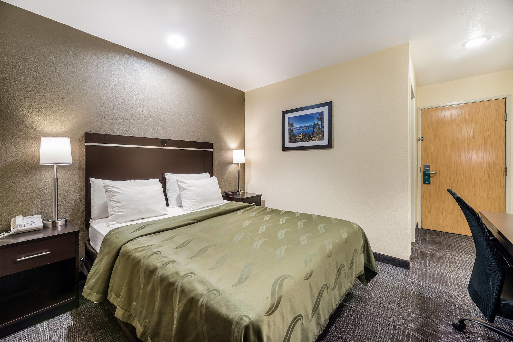 Quality Inn & Suites Near Nas Fallon Eksteriør bilde