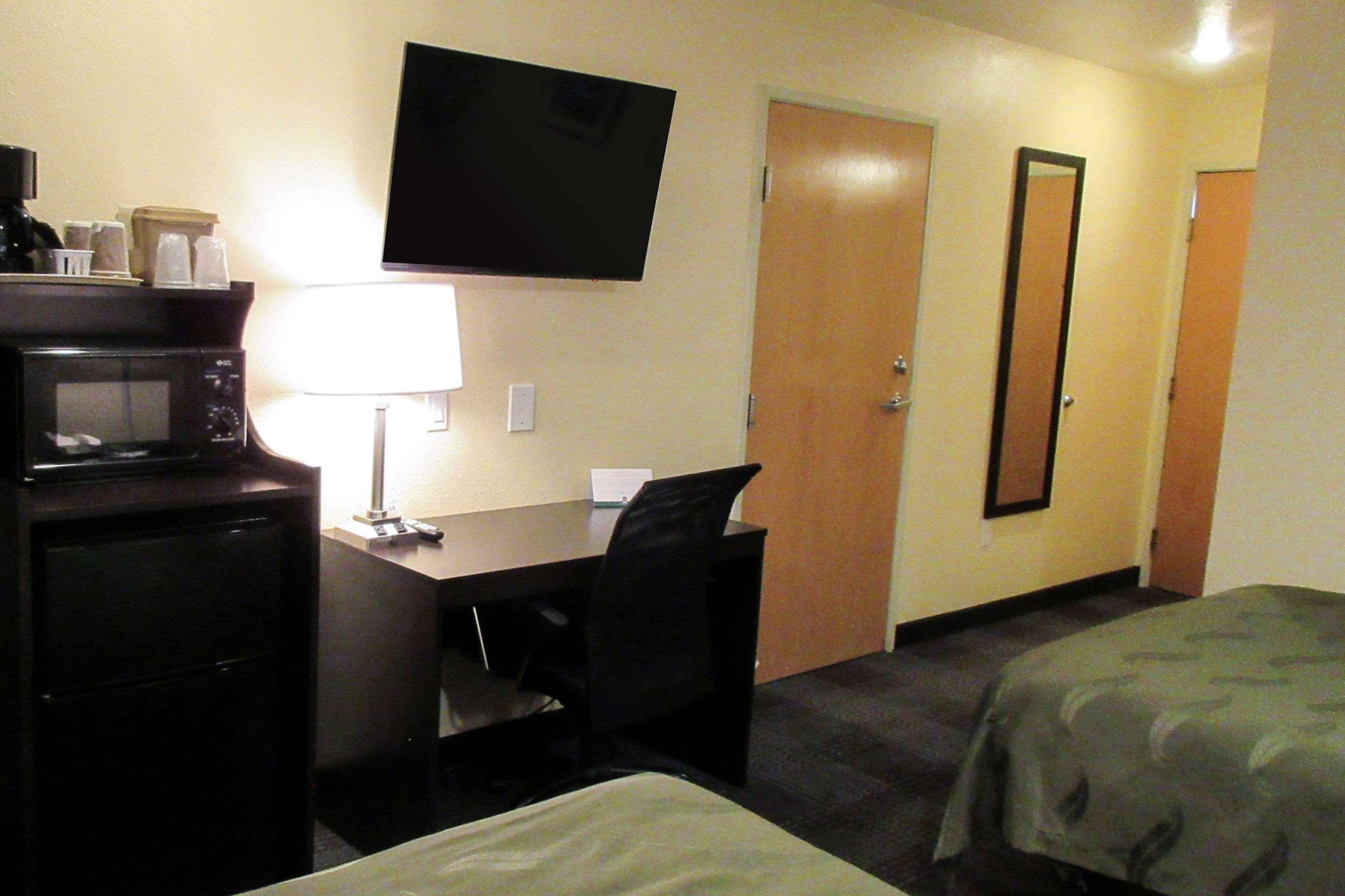 Quality Inn & Suites Near Nas Fallon Eksteriør bilde