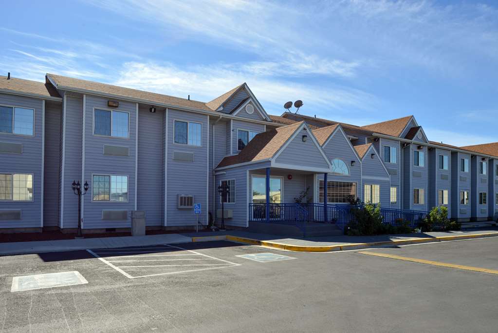 Quality Inn & Suites Near Nas Fallon Eksteriør bilde