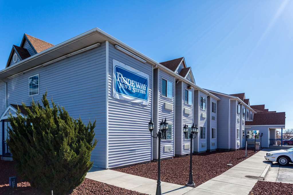 Quality Inn & Suites Near Nas Fallon Eksteriør bilde