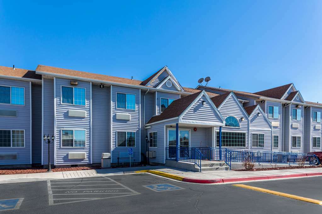 Quality Inn & Suites Near Nas Fallon Eksteriør bilde
